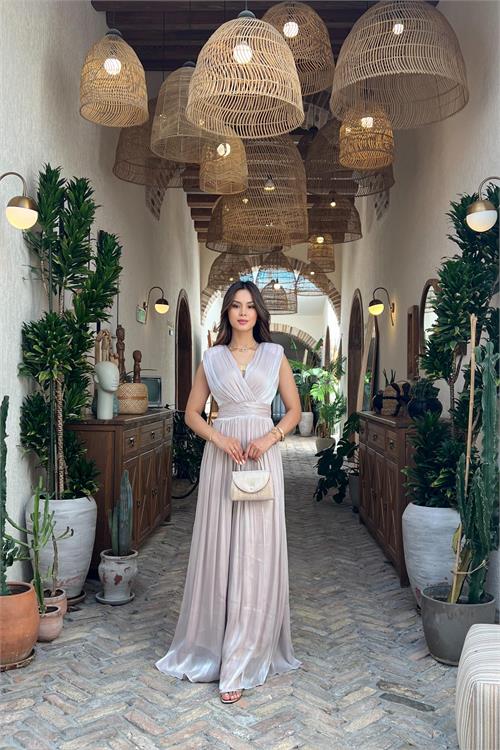 Neşeli butik kadın bej kruvaze yaka maxi boy premium elbise RYMY4057 
