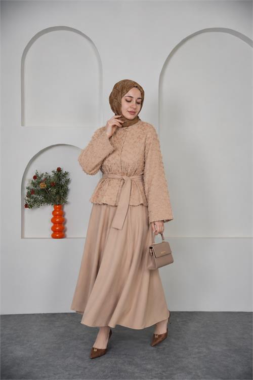 Neşeli butik kadın bej püskül kumaş bağlama detaylı etekli tesettür takım ---- NBVQ3144 