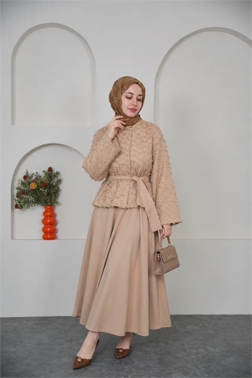 Neşeli butik kadın bej püskül kumaş bağlama detaylı etekli tesettür takım ---- NBVQ3144 