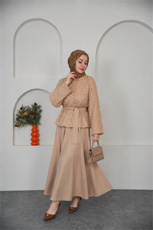 Neşeli butik kadın bej püskül kumaş bağlama detaylı etekli tesettür takım ---- NBVQ3144 