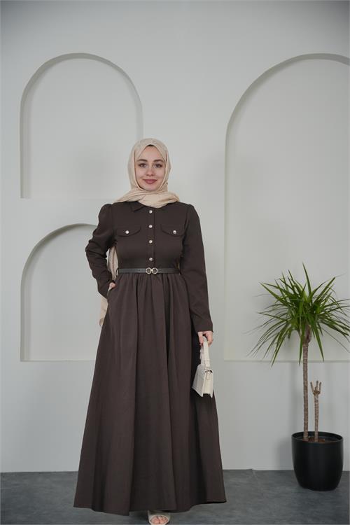 Neşeli butik kadın kahverengi gömlek yaka düğmeli kemer detaylı tesettür elbise NBVQ4652 