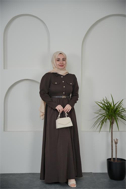 Neşeli butik kadın kahverengi gömlek yaka düğmeli kemer detaylı tesettür elbise NBVQ4652 