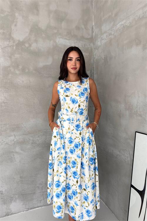 Neşeli butik kadın mavi çiçek desenli kolsuz midi boy kloş kemerli elbise NBK4645 
