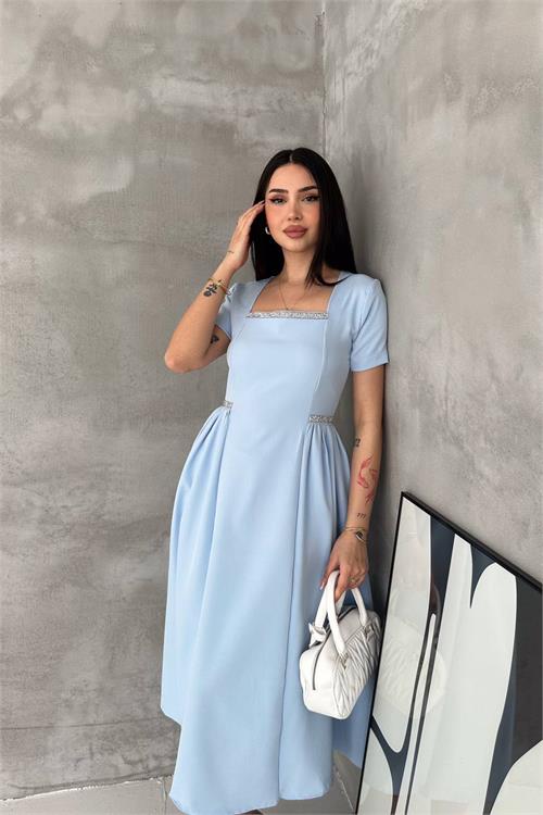 Neşeli butik kadın mavi kare yaka taş detaylı etek drapeli midi boy elbise ---- NBK4621 