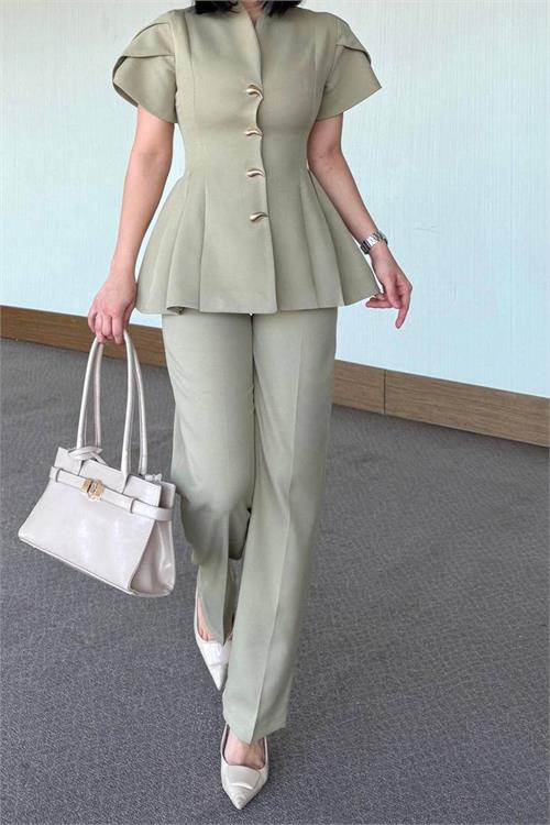Neşeli butik kadın mint yeşili gold düğme detaylı peplum kesim premium takım NBSTR4423 