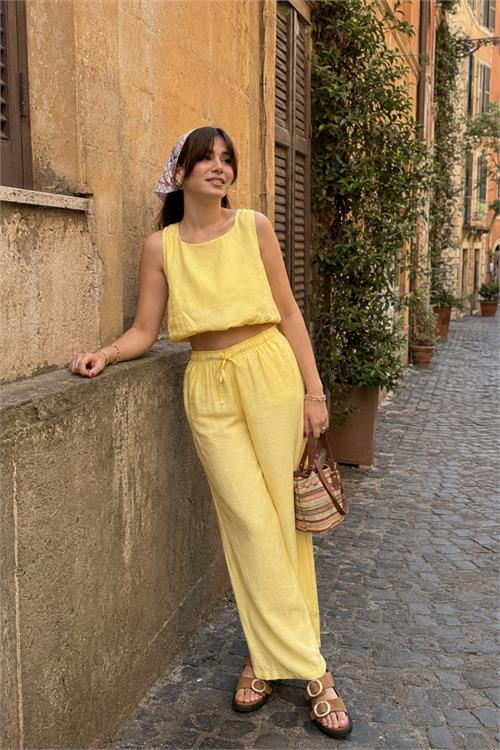 Neşeli butik kadın sarı kalın askılı crop bağcıklı pantolon ikili yazlık takım NBNP033 