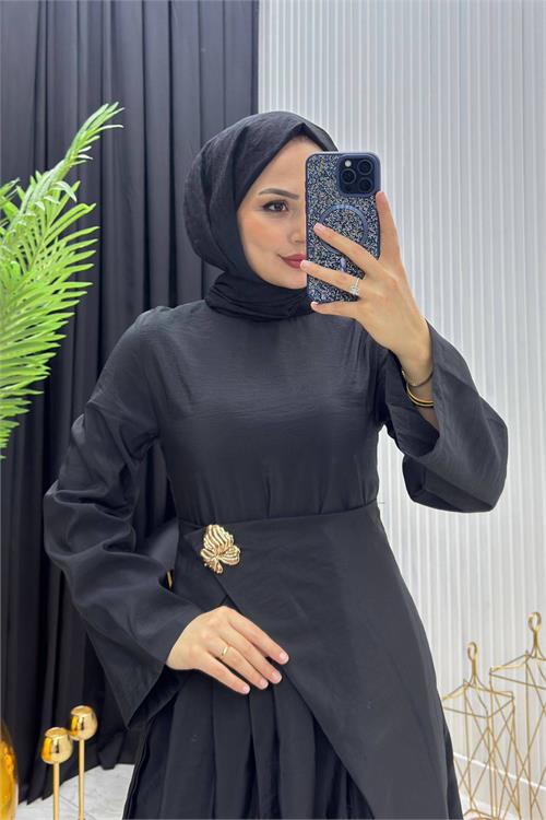 Neşeli butik kadın siyah broş detaylı drapeli tam boy tesettür elbise 