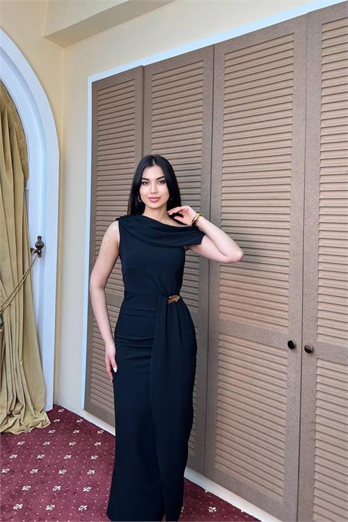 Neşeli butik kadın siyah tek omuz bel toka detaylı yırtmaçlı premium elbise NBMY3907 