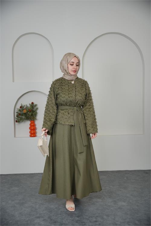 Neşeli butik kadın yeşil püskül kumaş bağlama detaylı etekli tesettür takım ---- NBVQ3144 