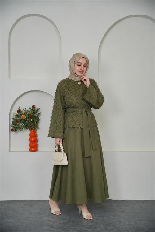 Neşeli butik kadın yeşil püskül kumaş bağlama detaylı etekli tesettür takım ---- NBVQ3144 