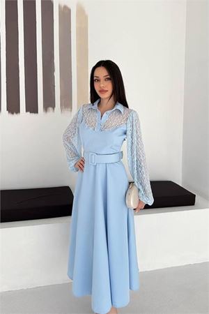 Neşeli butik kadın bebe mavi gömlek yaka transparan üst detaylı kemerli midi boy elbise NBK4581
