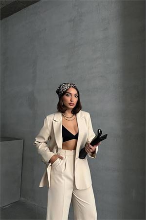 Neşeli butik kadın gold düğme detaylı blazer ceket NBG077