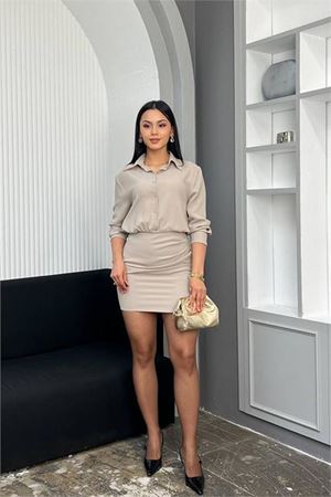 Neşeli butik kadın bej gömlek yaka eteği drapeli mini boy düğme detaylı elbise NBMY3869