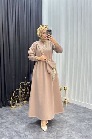 Neşeli butik kadın bej gold düğmeli çanta detaylı tam boy tesettür elbise NMS077