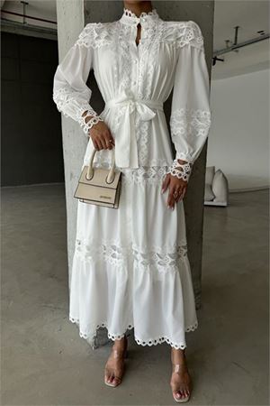 Neşeli butik kadın uzun dantel detaylı tasarım elbise NBMS42110