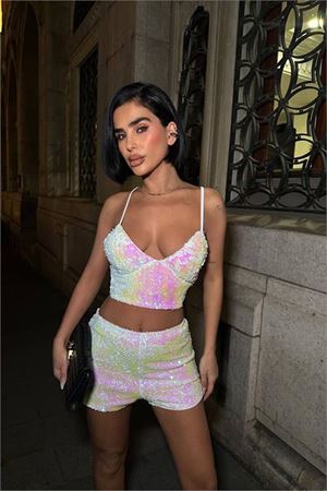 Neşeli butik kadın pulpayet askılı crop şort ikili takım NBDF168