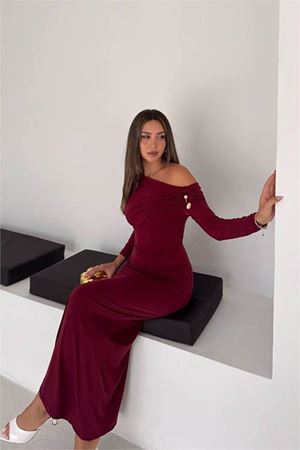 Neşeli butik kadın bordo tek omuz drapeli midi boy tokalı elbise NBK5020