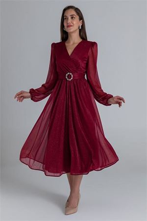 Neşeli butik kadın kemerli kruvaze yaka simli gece elbisesi NBMY3590