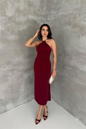 Neşeli butik kadın bordo sırt dekolteli metal yaka midi elbise NBK4543