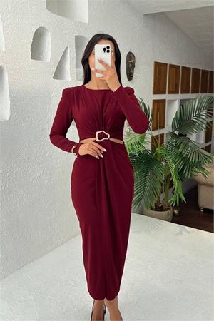 Neşeli butik kadın bel dekolteli toka detaylı uzun kollu elbise NBMY3655