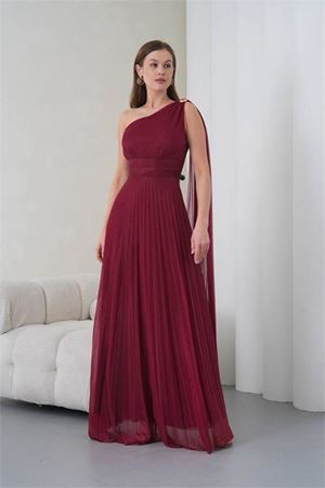 Neşeli butik kadın bordo tek omuz tokalı drape detaylı ışıltılı tül kumaş abiye elbise NBS9388
