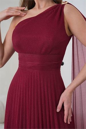 Neşeli butik kadın bordo tek omuz tokalı drape detaylı ışıltılı tül kumaş abiye elbise NBS9388