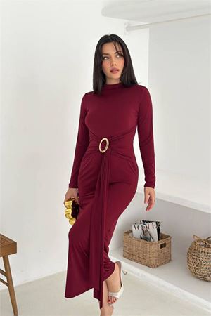 Neşeli butik kadın toka detaylı drapeli midi elbise NBK4351