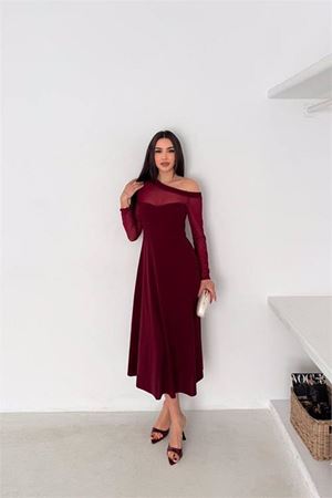 Neşeli butik kadın bordo transparan detaylı tek omuz uzun kollu midi boy elbise