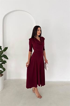 Neşeli butik kadın bordo degaje yaka omuz vatkalı midi boy A kesim elbise