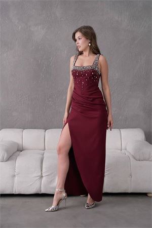Neşeli butik kadın taş detaylı askılı uzun abiye elbise NBS9367