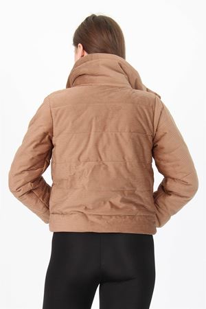 Neşeli Butik Kadın Yüksek Yaka Fermuar Detaylı Cepli Kışlık Kadife Mont NB7154