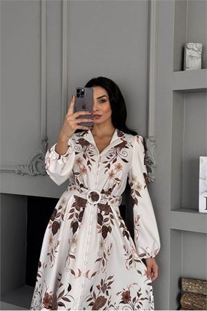 Neşeli butik kadın ekru büyük çiçek desenli tam boy düğmeli ithal kumaş tasarım elbise NBMS25107