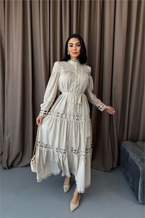 Neşeli butik kadın uzun dantel detaylı tasarım elbise NBMS42110