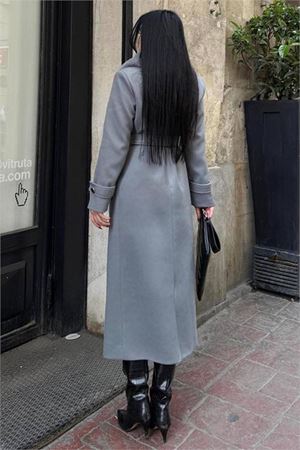 Neşeli butik kadın cep detaylı kuşaklı yaka kürklü tam boy kaşe kaban NBSTR1003