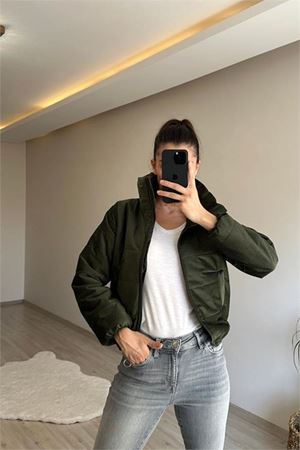 Neşeli butik kadın fitilli desen kadife kısa şişme mont NM005