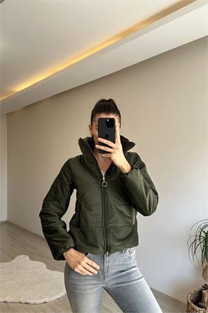 Neşeli butik kadın fitilli desen kadife kısa şişme mont NM005