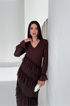 Neşeli butik kadın kahverengi V yaka kat kat fırfır detaylı midi boy şifon elbise NBK079