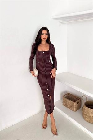 Neşeli butik kadın çizgili desen kare yaka midi boy düğme detaylı elbise NBK069