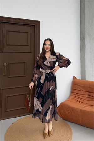Neşeli butik kadın kahverengi beli kemerli piliseli şifon astarlı midi boy elbise NBELB03