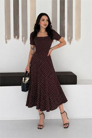 Neşeli butik kadın kahverengi puantiye desen kısa kol kare yaka midi boy elbise --- NBK081