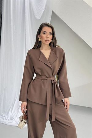 Neşeli butik kadın kahverengi kuşak detaylı oversize şalvar pantolon blazer ceket takım NBNP023