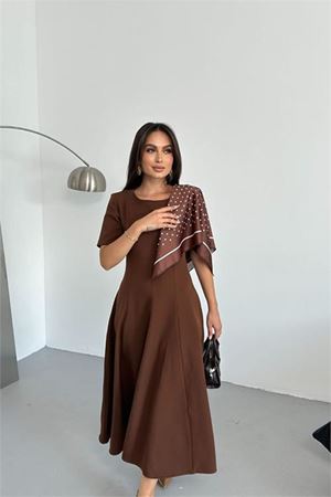 Neşeli butik kadın A kesim kısa kollu midi boy günlük elbise NBNP018