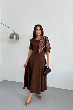 Neşeli butik kadın A kesim kısa kollu midi boy günlük elbise NBNP018