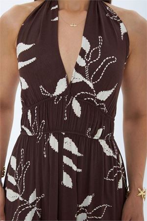 Neşeli butik kadın kahverengi halter yaka sırt dekolteli maxi boy elbise NBMY4121