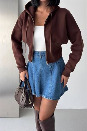 Neşeli butik kadın kahverengi 3 iplik şardonlu kapüşonlu fermuarlı crop sweatshirt NBG6224