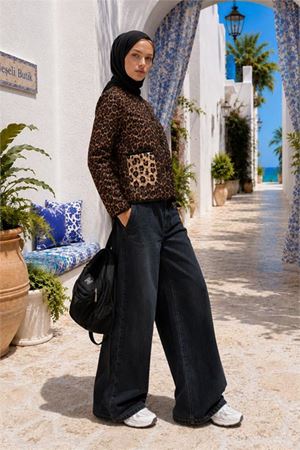 Neşeli butik kadın kahverengi leopar desen cepli kapitone oversize ceket NBHT04