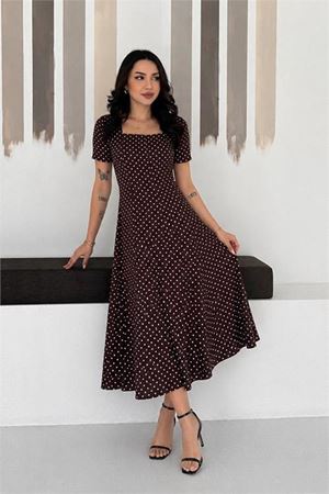 Neşeli butik kadın kahverengi puantiye desen kısa kol kare yaka midi boy elbise --- NBK081