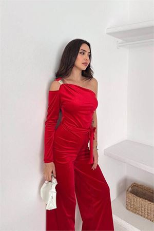 Neşeli butik kadın kırmızı kuşaklı tek omuz kadife kumaş tulum NBK068