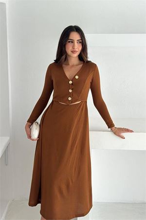 Neşeli butik kadın kahverengi v yaka düğme detaylı bel dekolteli midi boy elbise NBK4368
