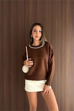Neşeli butik kadın kahverengi yaka taş işlemeli oversize triko kazak NBK25818 ( STD-36-42)